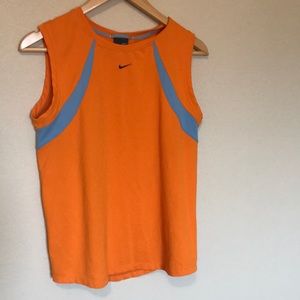 Nike Woman’s workout Tank